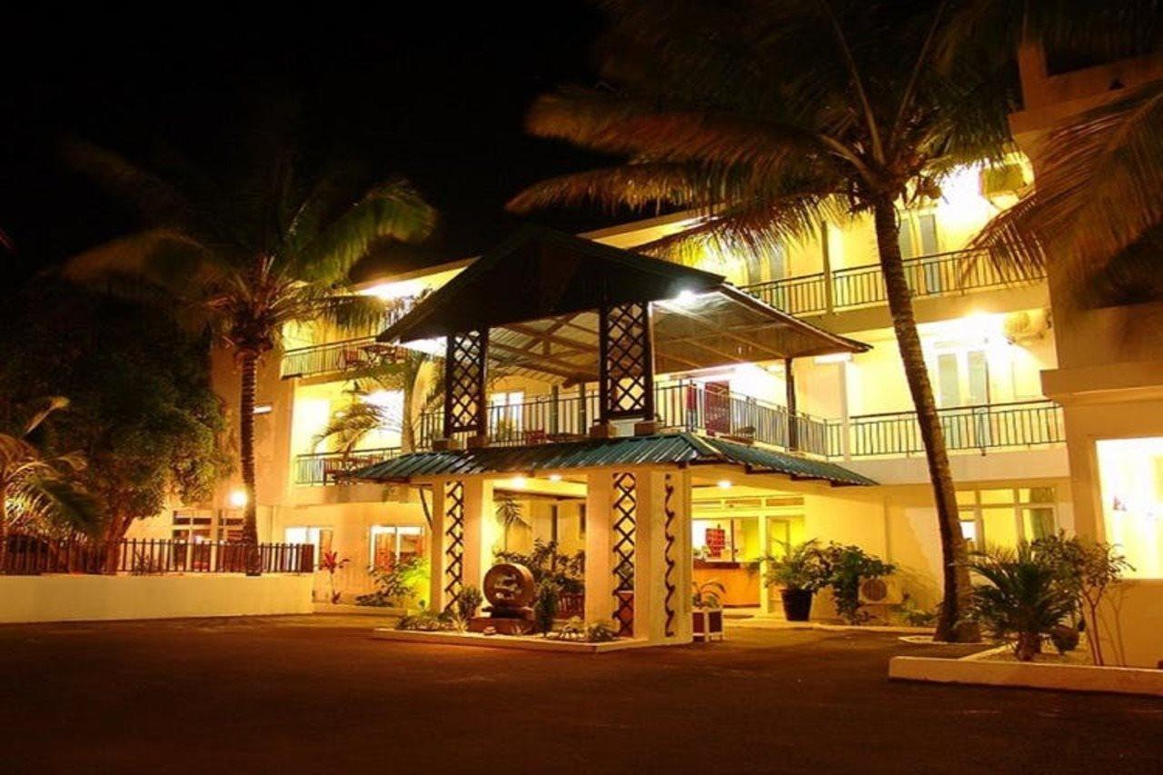 Dzama Hotel Гранд-Бэй Экстерьер фото