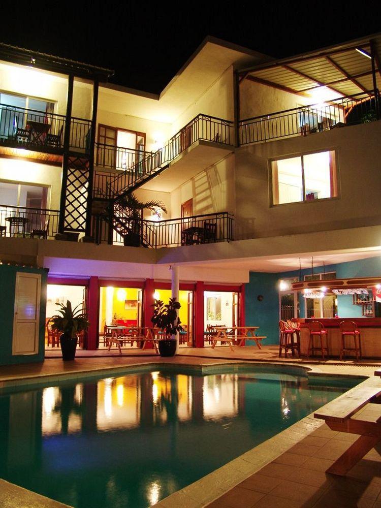 Dzama Hotel Гранд-Бэй Экстерьер фото